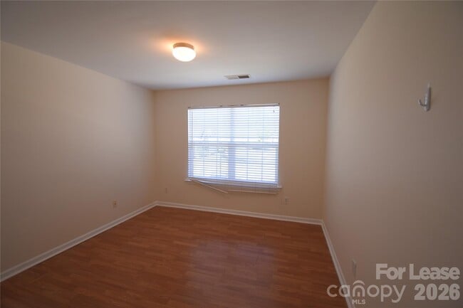 Building Photo - 3017 Azalea Hills Dr