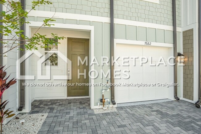 Building Photo - 7682 Deer Vly Cir