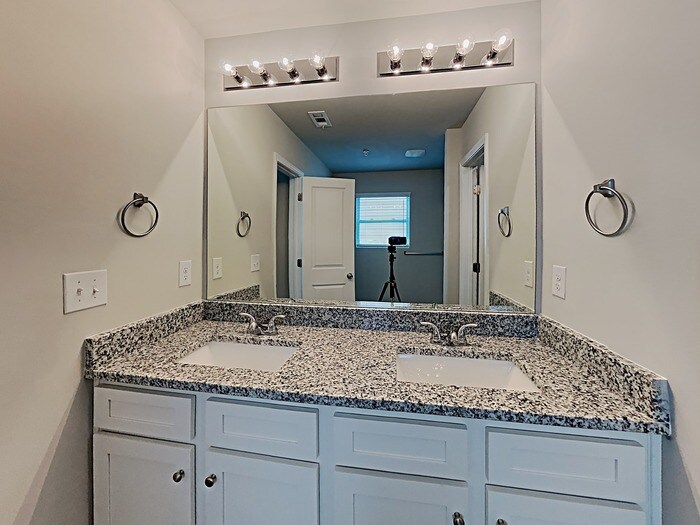 Building Photo - 1079 Benfield Ridge