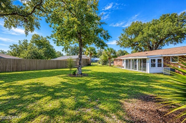 Building Photo - 4608 Sunset Dr