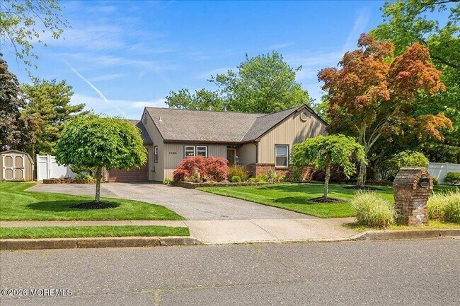 Building Photo - 3BR Toms River Home with Pool and Fenced Yard