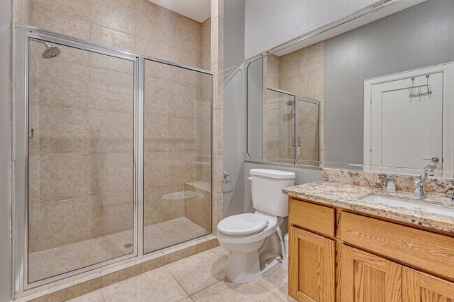 Building Photo - 1215 Rosedale St