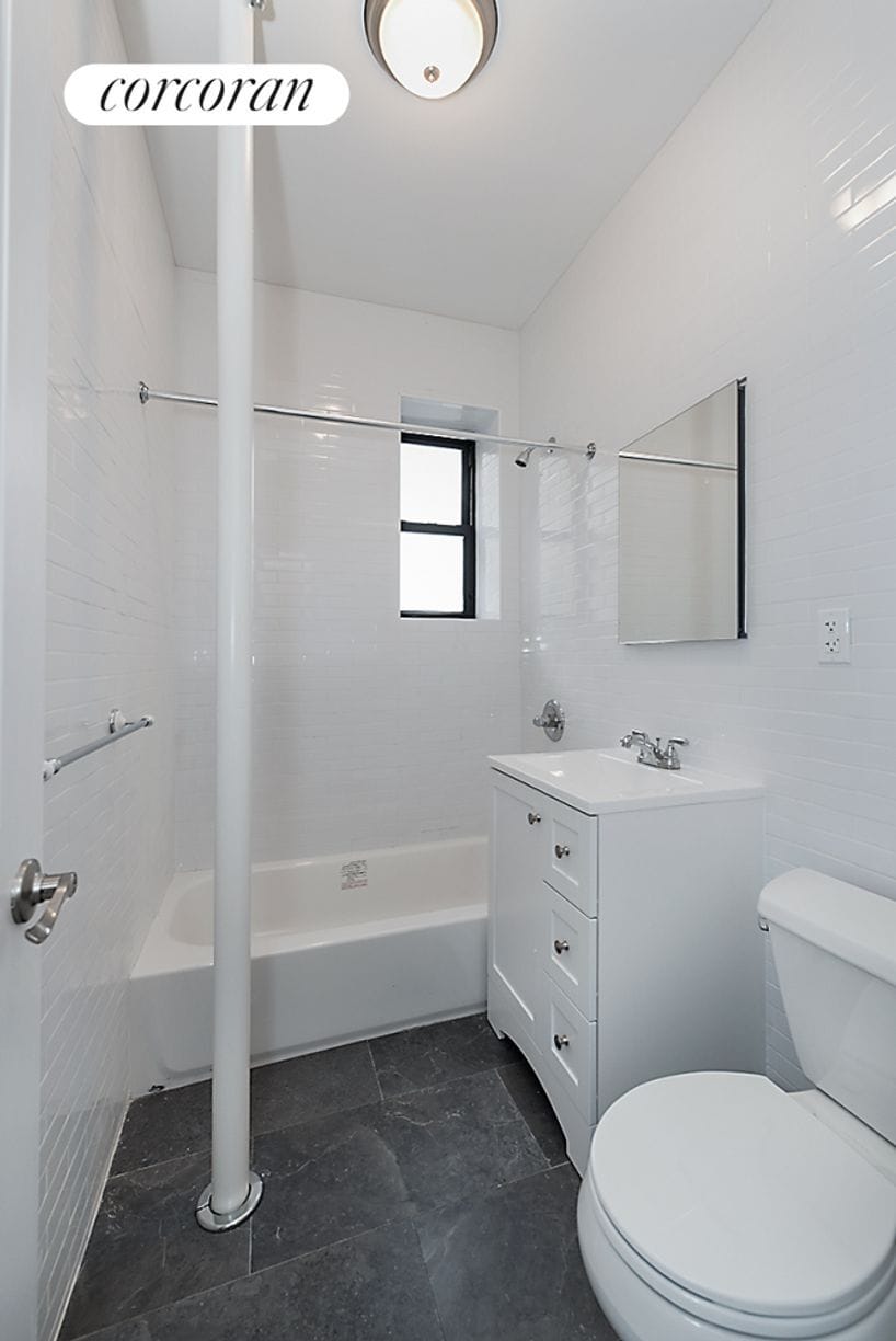 Building Photo - 61-09 39th Avenue H6