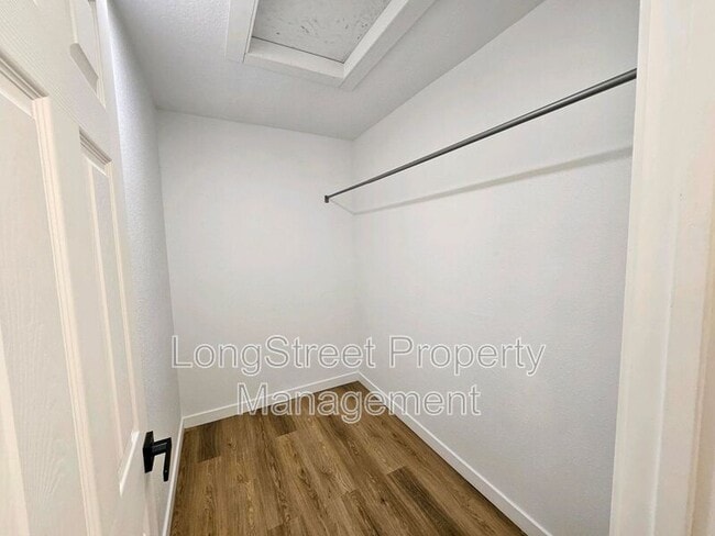 Building Photo - 11987 SW Horizon Blvd