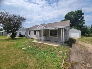 Building Photo - 3BR/1BA w/Garage -3011 Mission Road