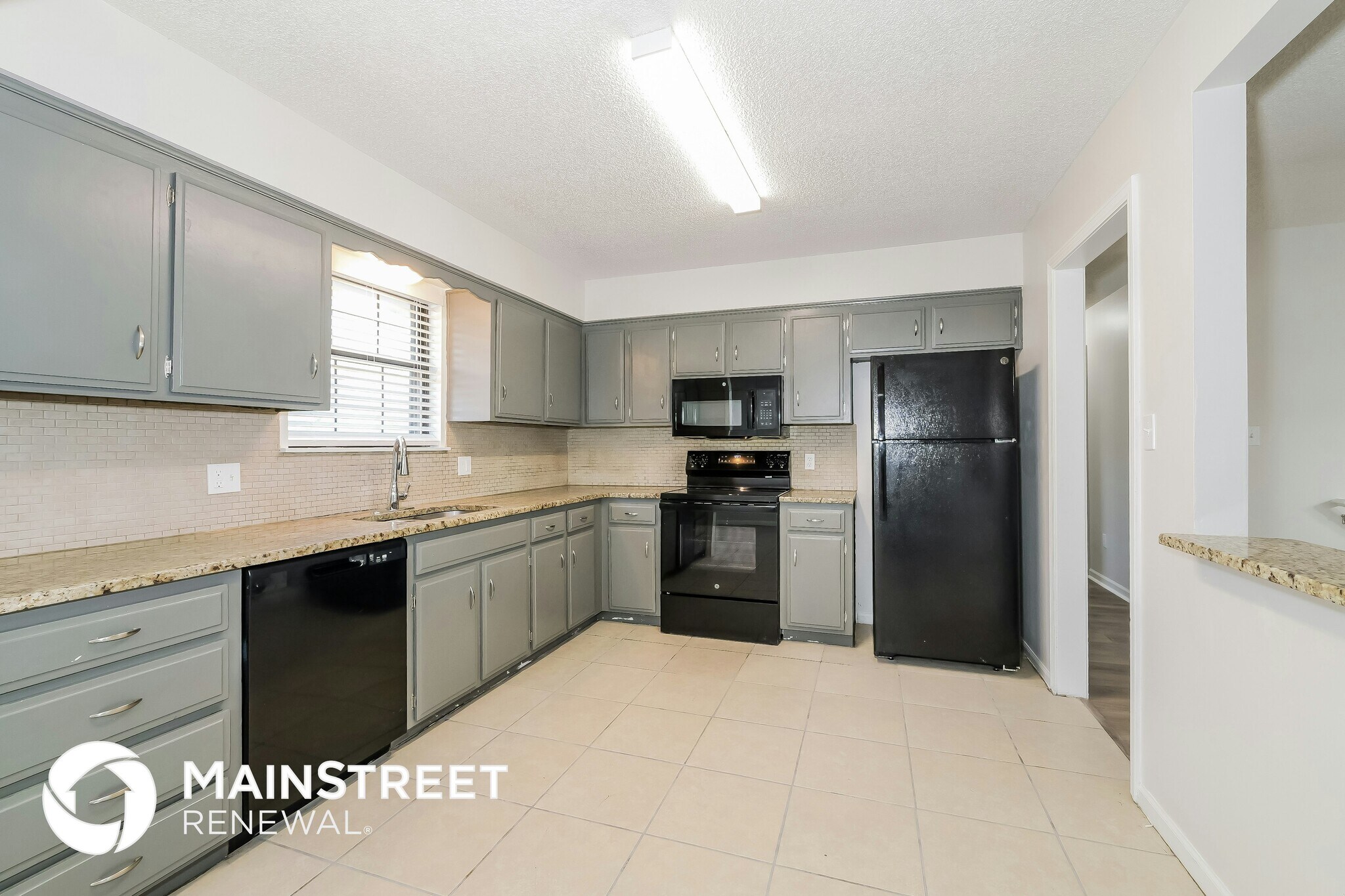 Building Photo - 1417 N Blue Mills Rd