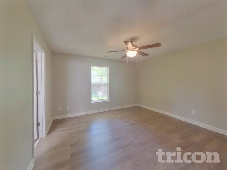 Building Photo - 967 Ashland Ave