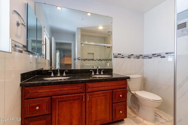 Building Photo - 26960 N 61st St