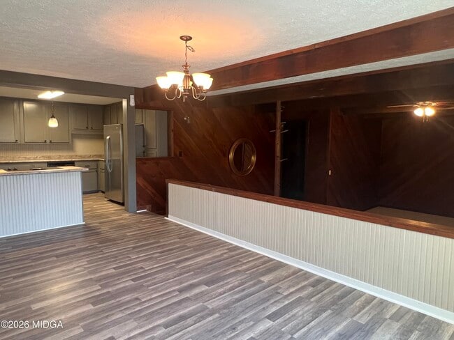 Building Photo - 1943 Northbrook Ave