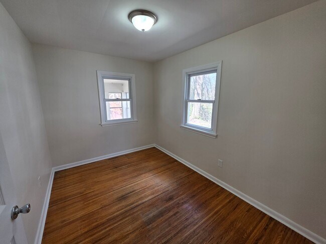 Building Photo - Cute 3 Bedroom Single Family Available Soon Greece Schools