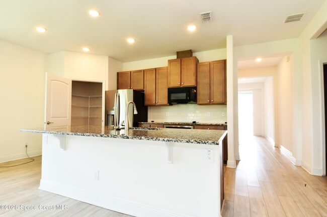 Building Photo - 1542 Killian Dr