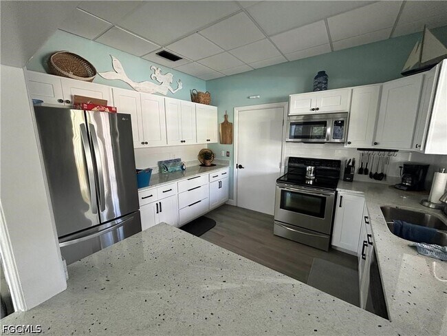 Building Photo - 3490 N Key Dr