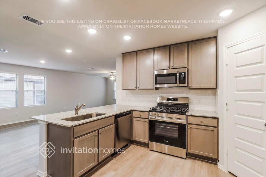 Building Photo - 24715 Linaria Dr
