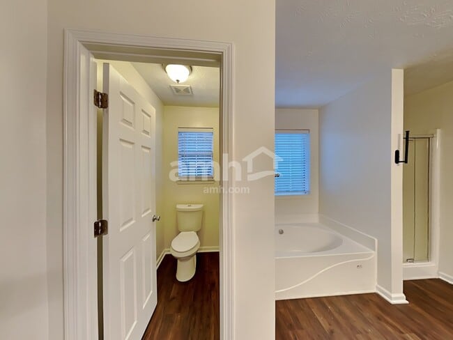 Building Photo - 3188 Bradford Pear Dr