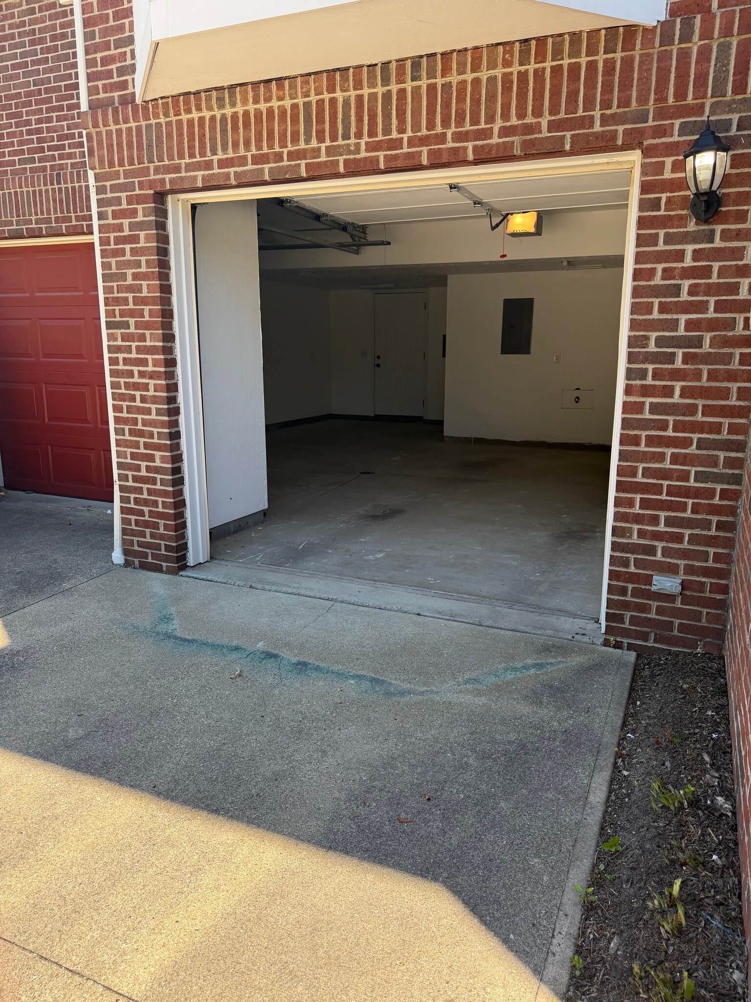Building Photo - 8148 Chester Pky