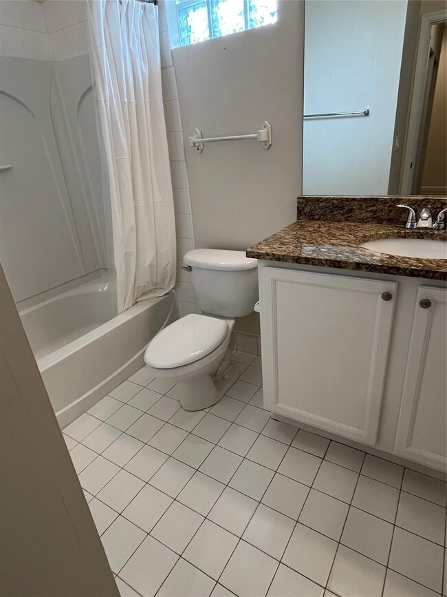 Building Photo - 1506 Fenton Dr