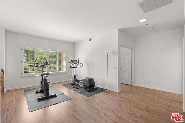 Building Photo - 17672 Bryan Pl