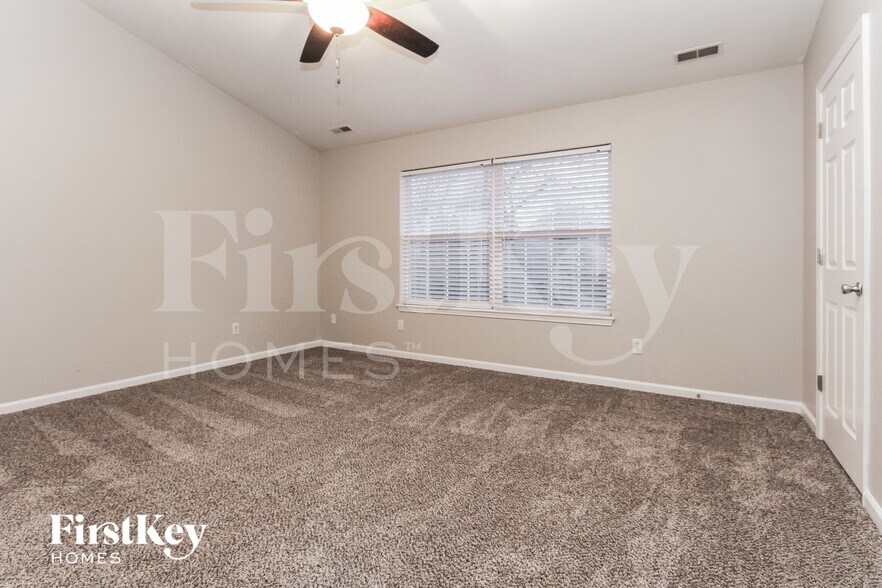Building Photo - 4700 Cork Ct