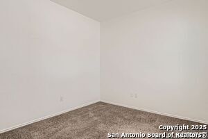 Building Photo - 15111 Pandion Dr