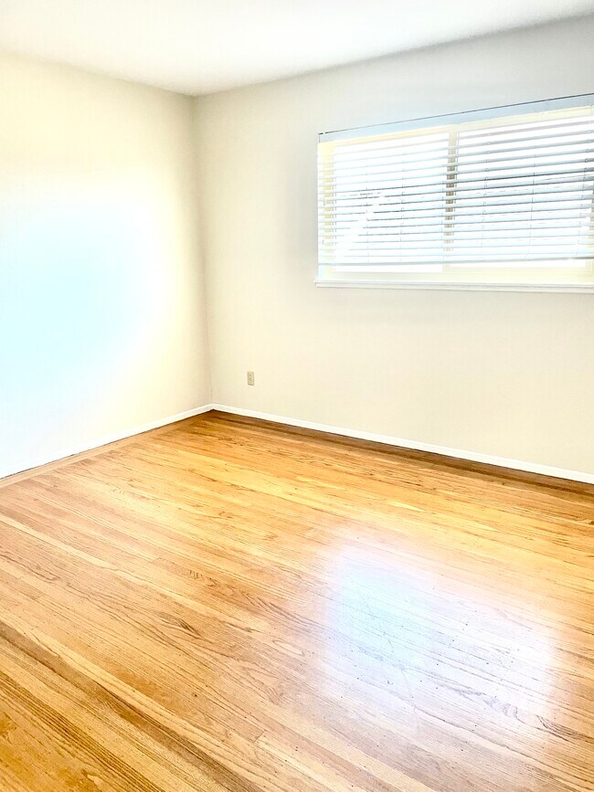 Bedroom 2 - 2938 Brookdale Ave