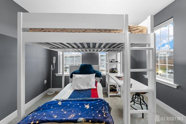 Building Photo - 1901 Swales Ct