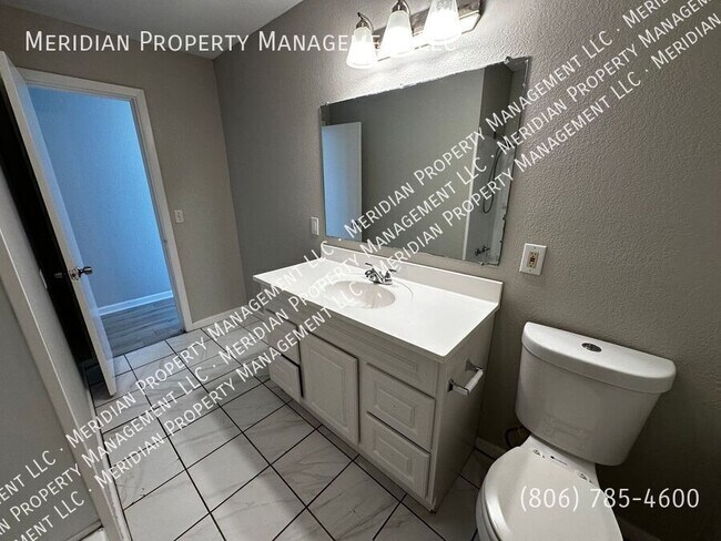 Building Photo - 1602 39th St