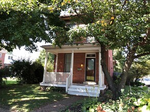 Building Photo - Beautiful Italian Village Single Family House!