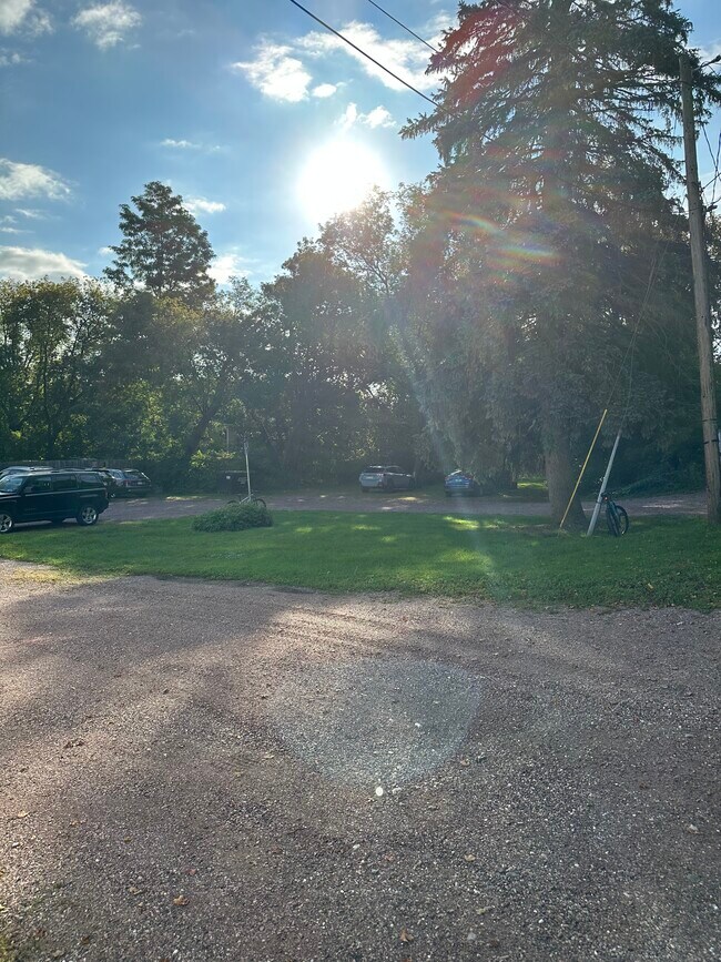 Building Photo - 55 Chase St