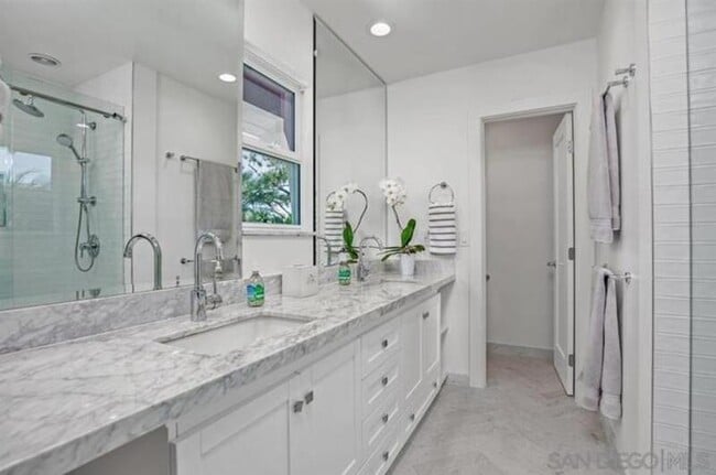 Building Photo - 2691 Palomino Cir