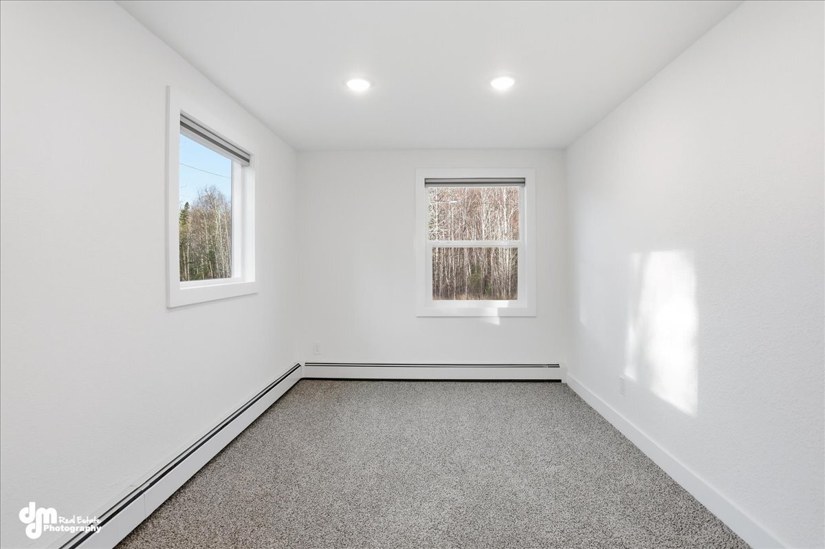 Building Photo - 701 N Lucille St