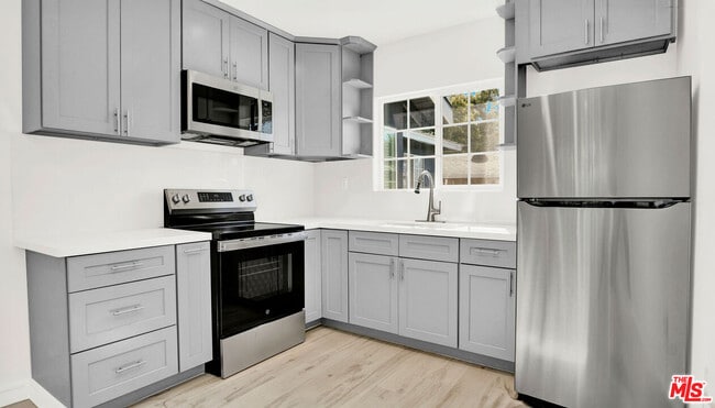 Building Photo - 5377 Manzanar Ave