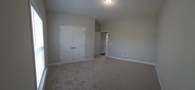 Building Photo - 210 Dunbar Hl Dr