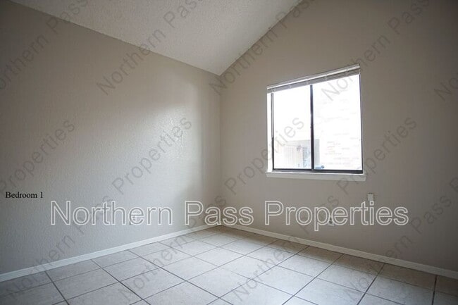 Building Photo - 1376 Trudy Elaine Dr