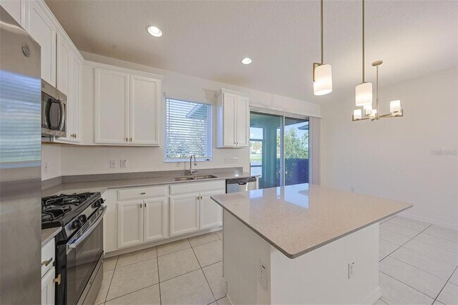 Building Photo - 6222 Camino Dr