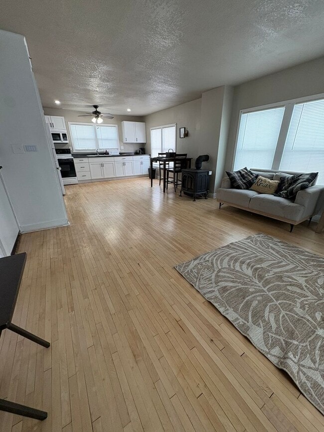 Building Photo - ADI - Kilbourn