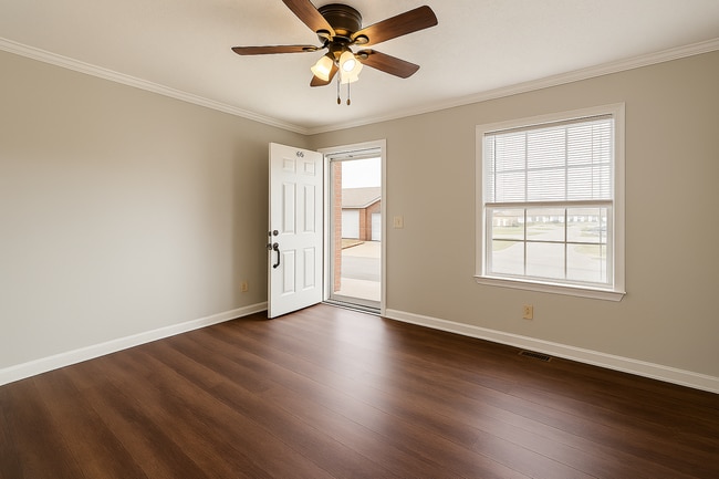 Building Photo - 2 Bedroom, 2 Bath, with Garage Manchester, TN