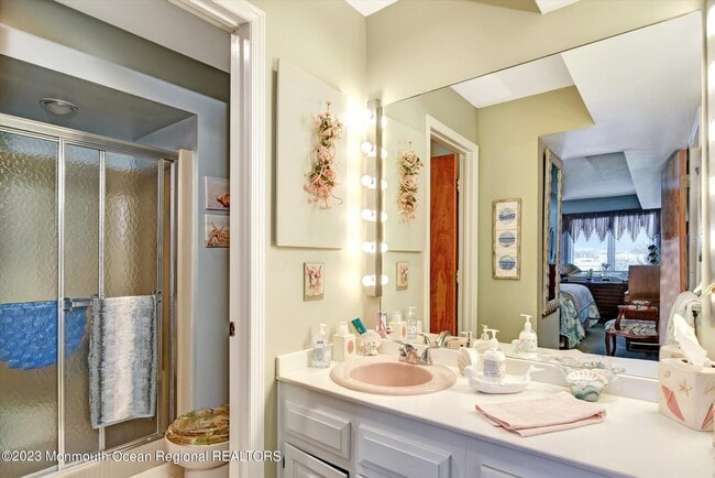 Building Photo - 77 E Water St