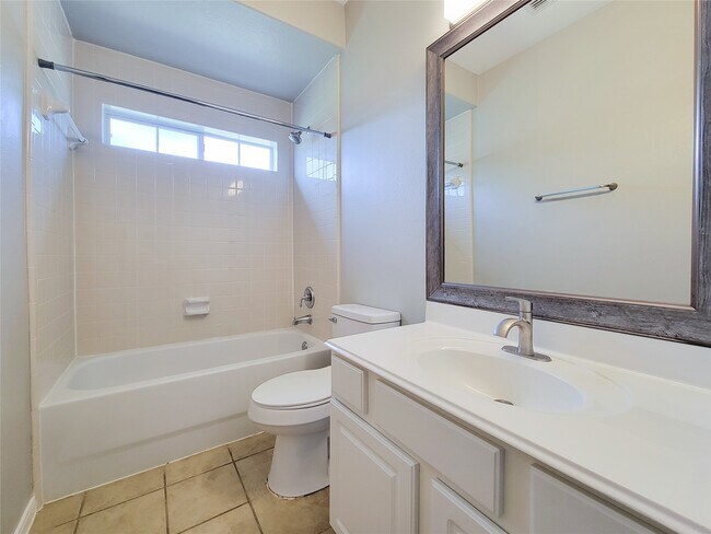 Building Photo - 20710 Mansfield Bay Ln