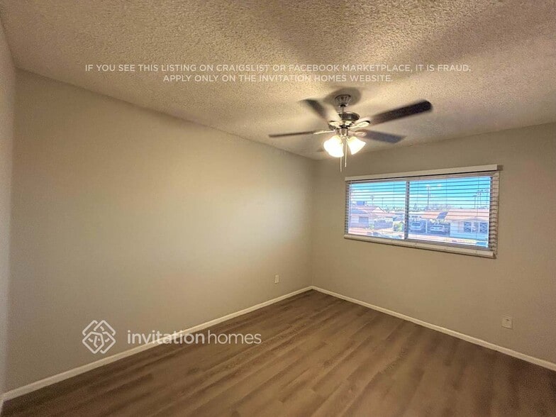 Building Photo - 4033 W San Juan Ave