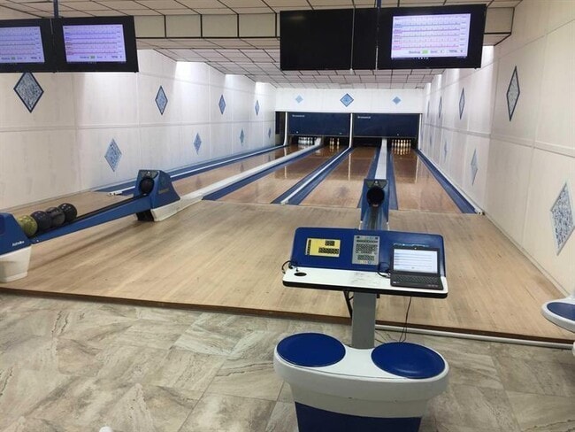 Building Photo - 2879 SW 58th Ct