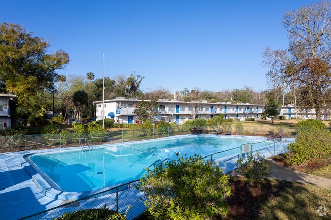Building Photo - Park Apartments