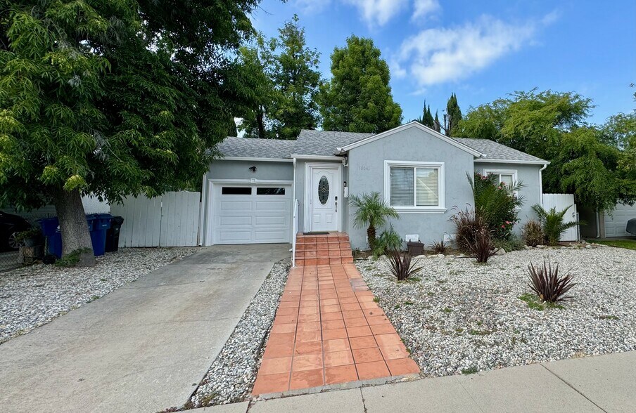 Primary Photo - 18043 Martha St