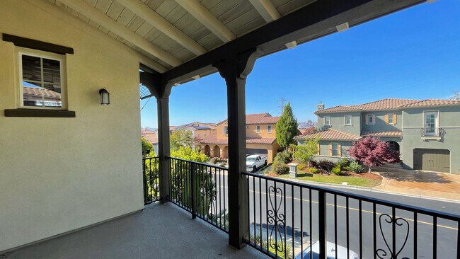 Balcony - 297 Drummond Dr
