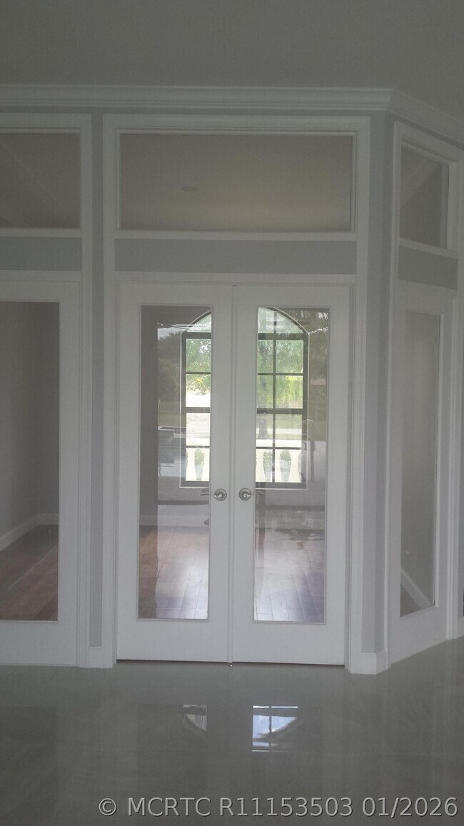 Building Photo - 8709 Man O War Rd