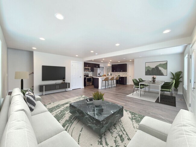 Primary Photo - $2,350- 3 Bed / 2 Bath Beautiful Newer Bui...