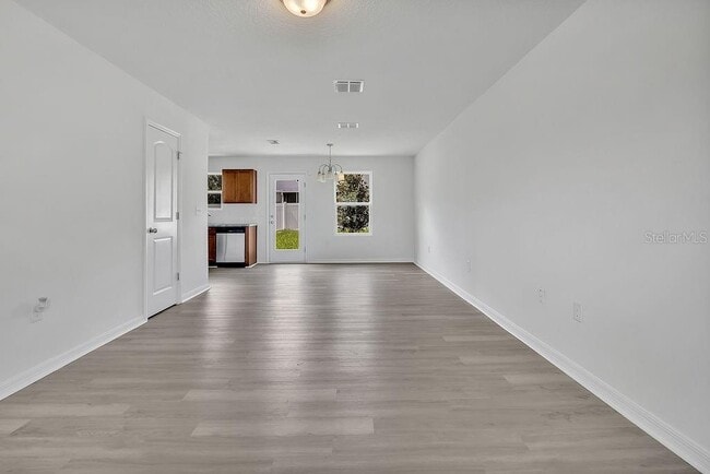 Building Photo - 303 Anchovie Ct