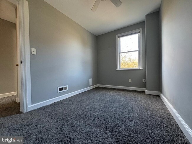 Building Photo - 320 Sollers Point Rd