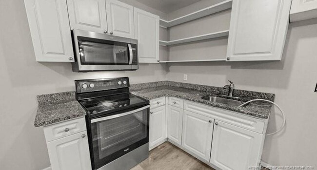 Building Photo - 164 Happy Valley Rd