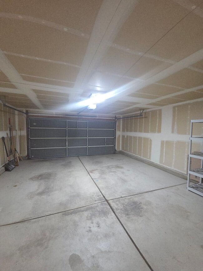 Building Photo - Love Where You Live! Beautiful 3-Bd Home in North Reno Available Now!