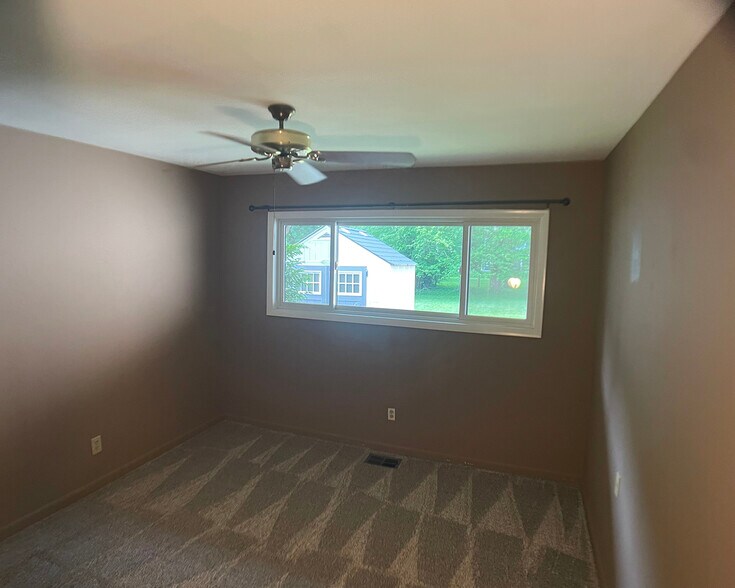 3rd bedroom - 5344 Hagewa Dr